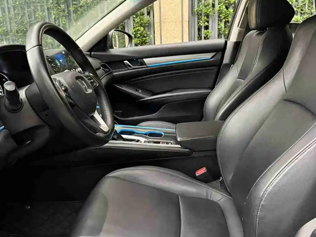 Honda Accord 2020 — фото 9