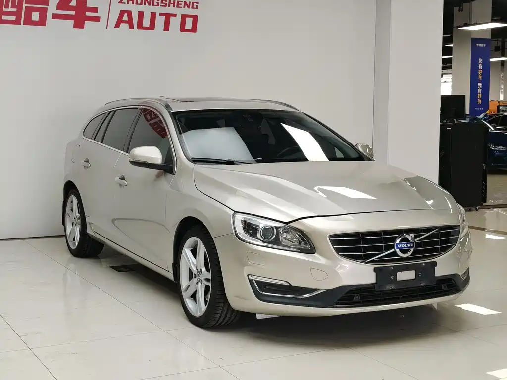 Volvo V60 2018 — фото 3