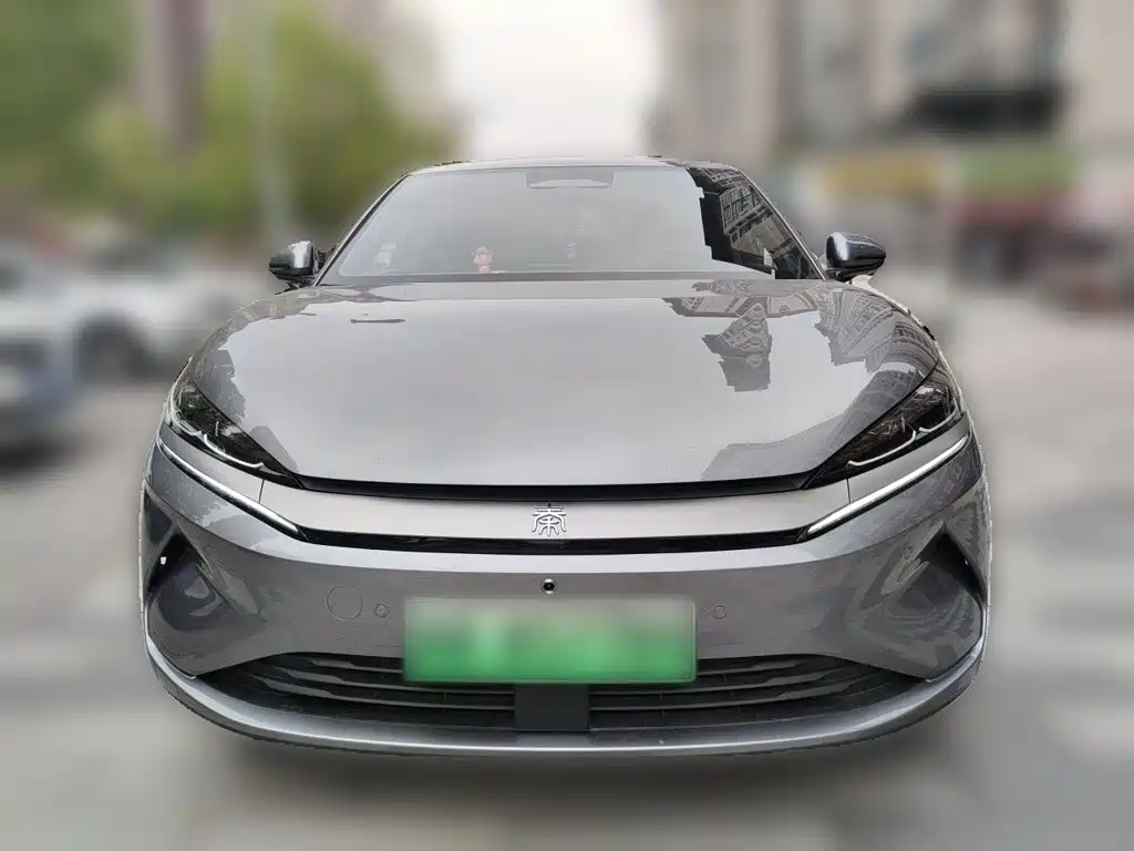 BYD Qin L 2025 — фото 23