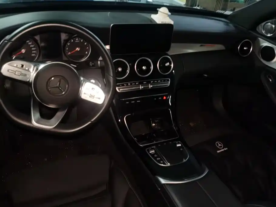 Mercedes-Benz C-Class 2019 — фото 12