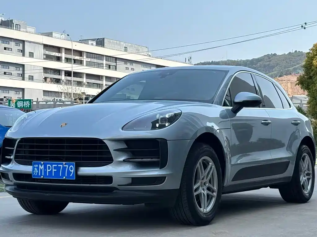 Porsche Macan 2021 — фото 1