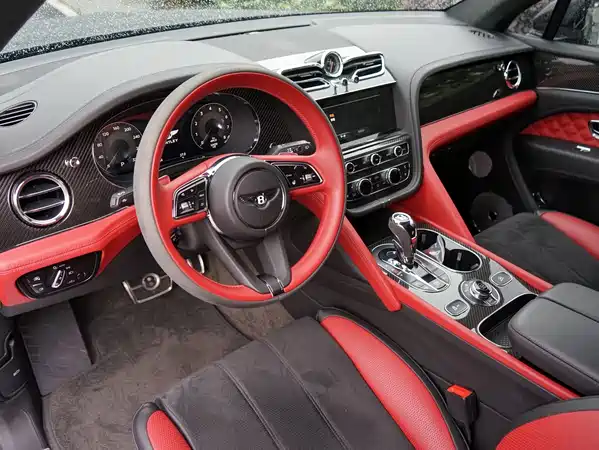 Bentley Bentayga 2022