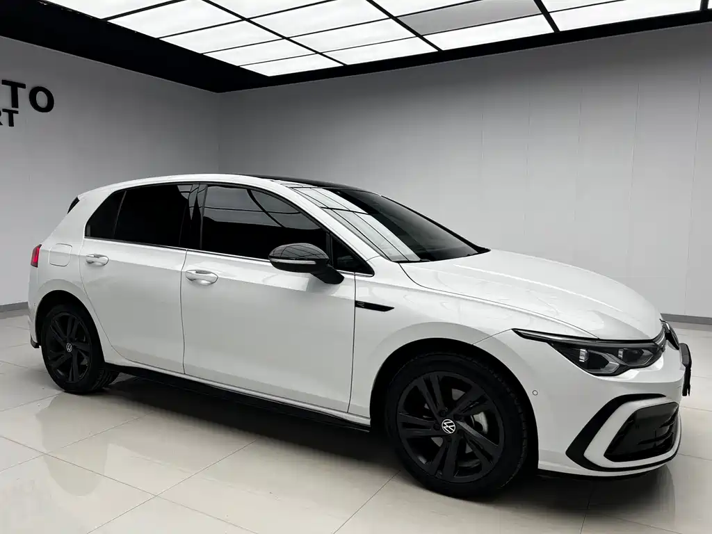 Volkswagen Golf 2022