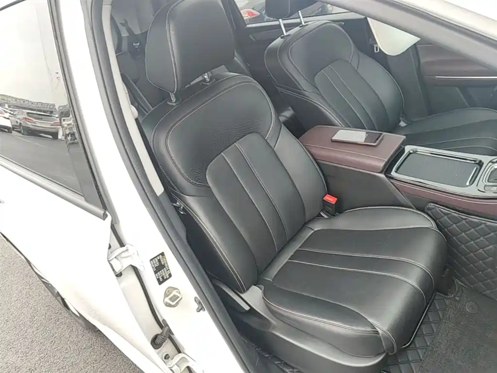 GAC Motor Trumpchi M6 2024 — фото 25