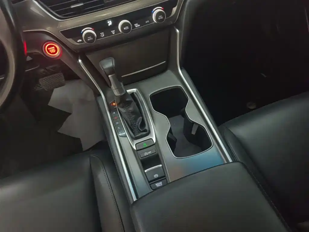 Honda Accord 2021 — фото 14