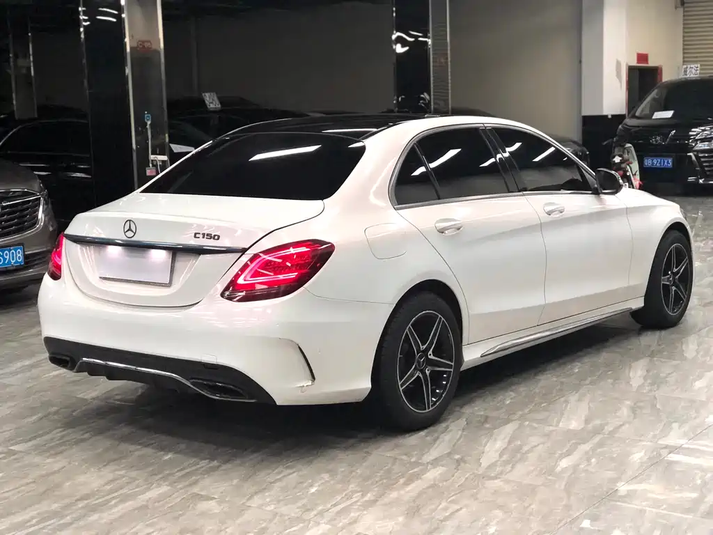 Mercedes-Benz C-Class 2020 — фото 6