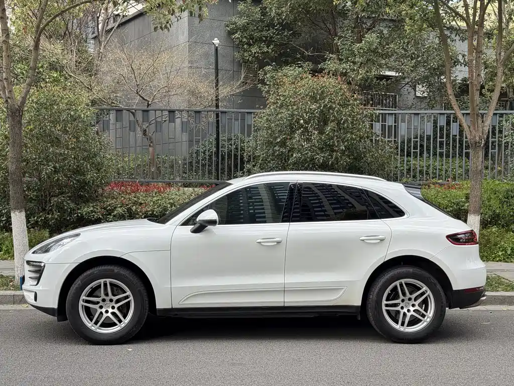 Porsche Macan 2015 — фото 3