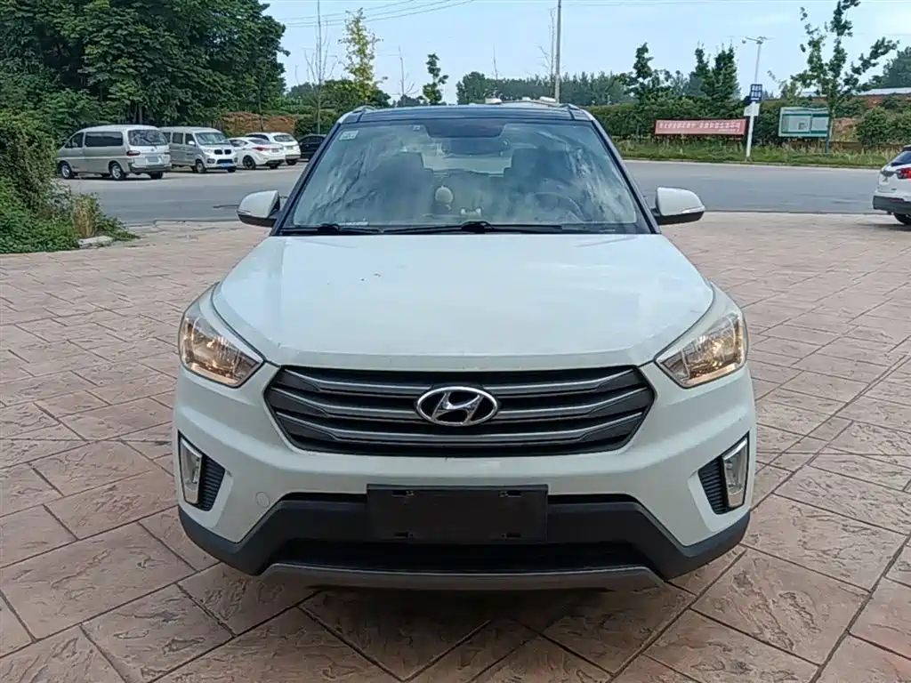 Hyundai ix25 2015 — фото 3
