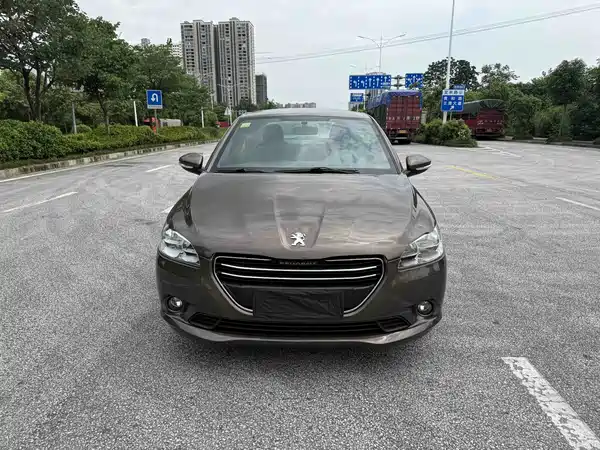 Peugeot 301 2015