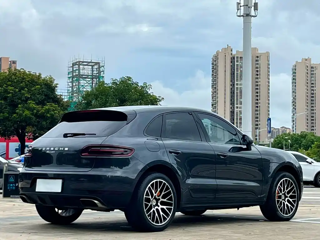 Porsche Macan 2018 — фото 7