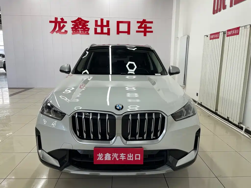 BMW X1 2023 — фото 1