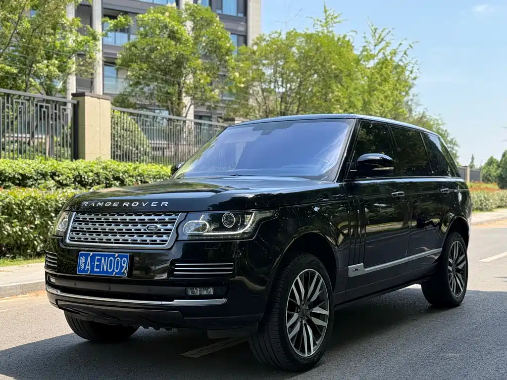 Land Rover Range Rover 2017 — фото 1
