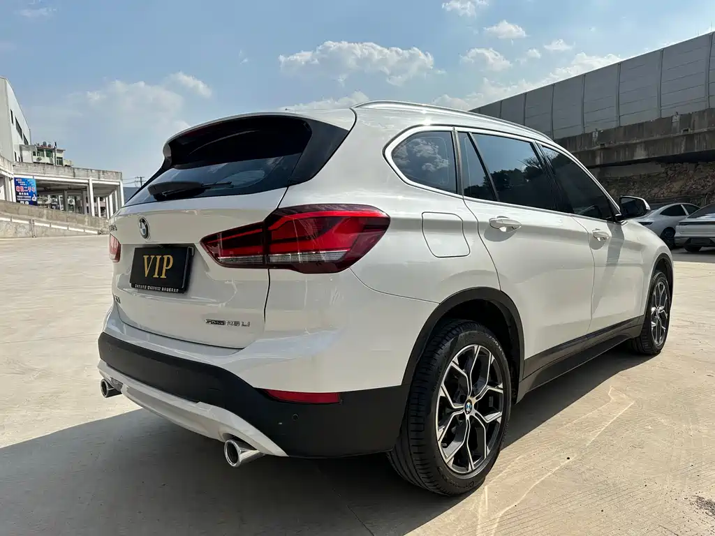 BMW X1 2022 — фото 9