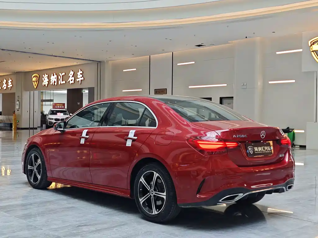 Mercedes-Benz A-Class 2023 — фото 3