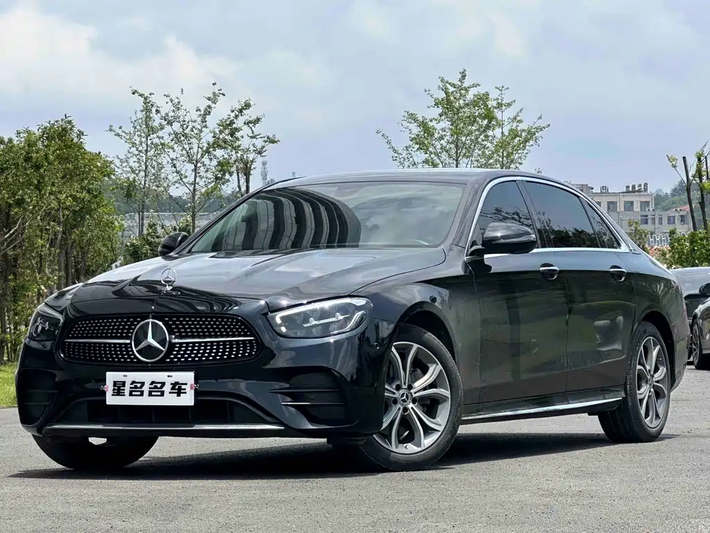 Mercedes-Benz E-Class 2023 — фото 1