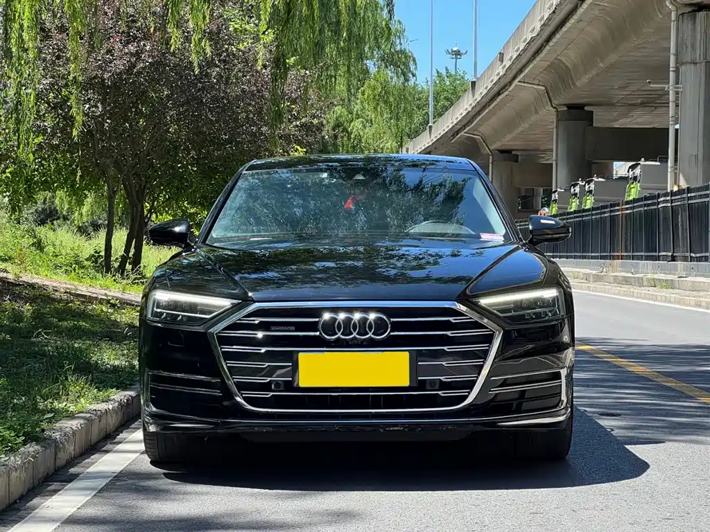 Audi A8 2020 — фото 2