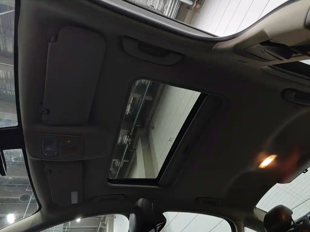 Citroën C5 2016 — фото 14