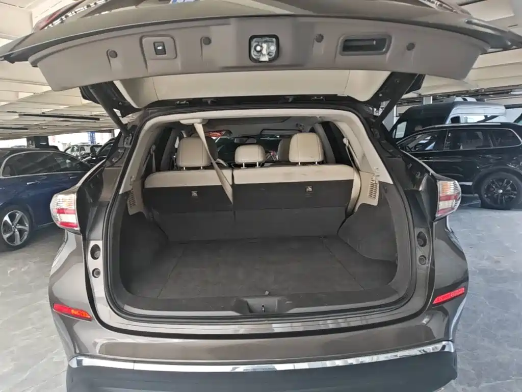 Nissan Murano 2019 — фото 19