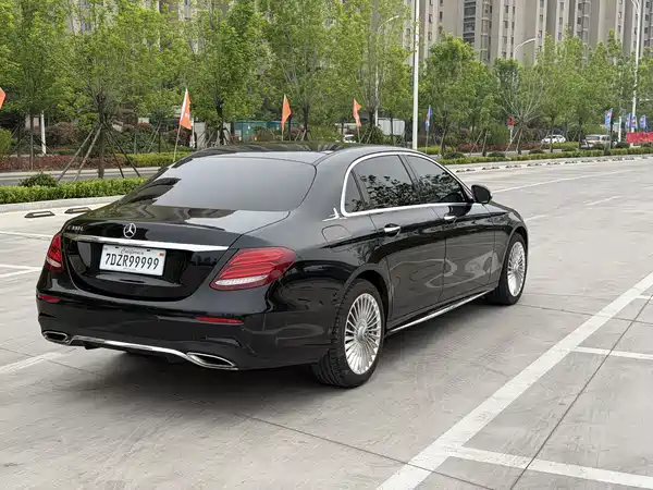 Mercedes-Benz E-Class 2019