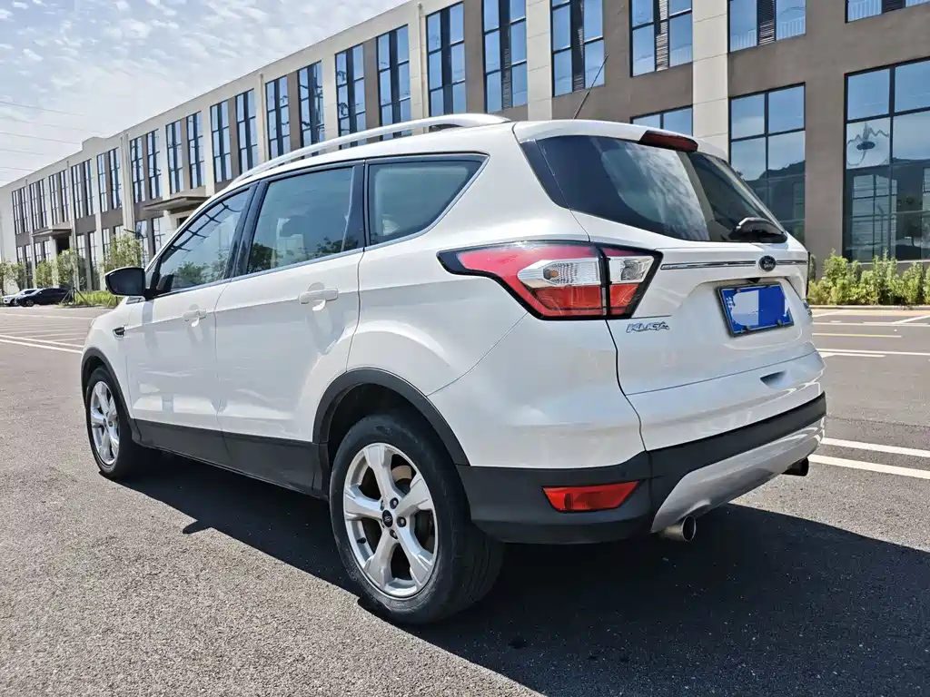 Ford Kuga 2017 — фото 6