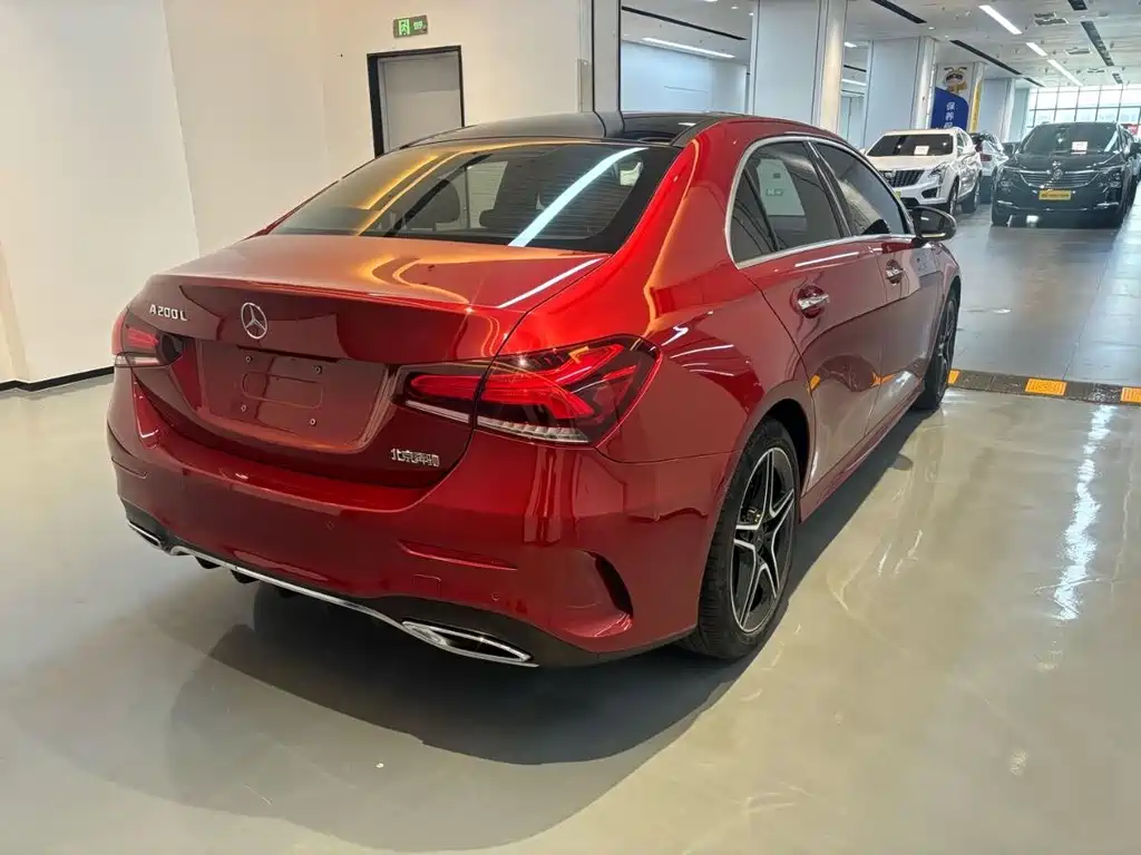 Mercedes-Benz A-Class 2018 — фото 2
