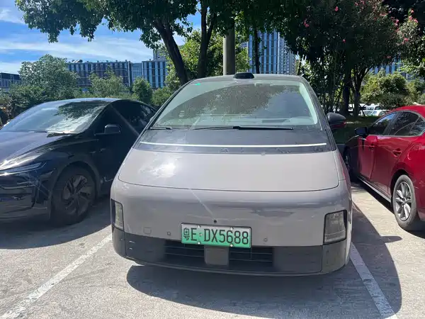 Li Auto MEGA 2024