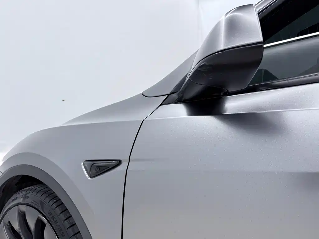 Tesla Model Y 2022 — фото 17