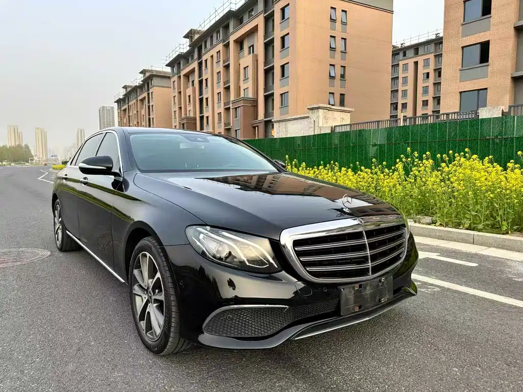Mercedes-Benz E-Class 2017 — фото 3