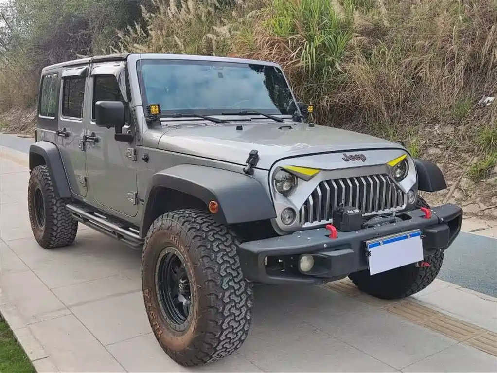 Jeep Wrangler 2015 — фото 3