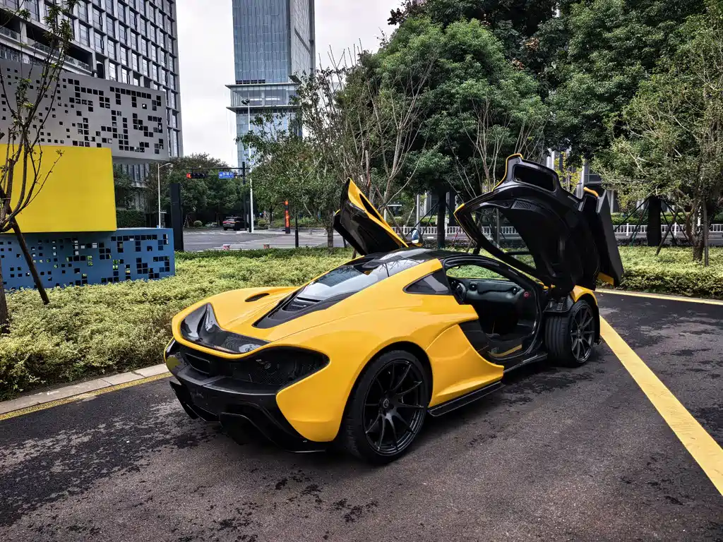 McLaren P1 2015 — фото 15
