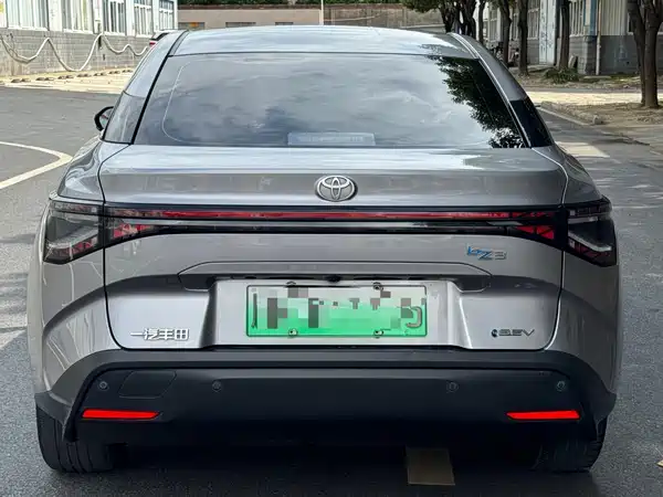 Toyota bZ3 2025
