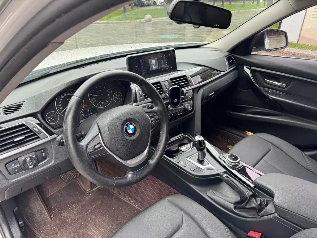 BMW 3 Series 2016 — фото 9