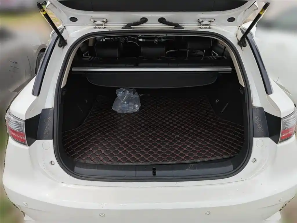 Lexus CT 2015 — фото 10