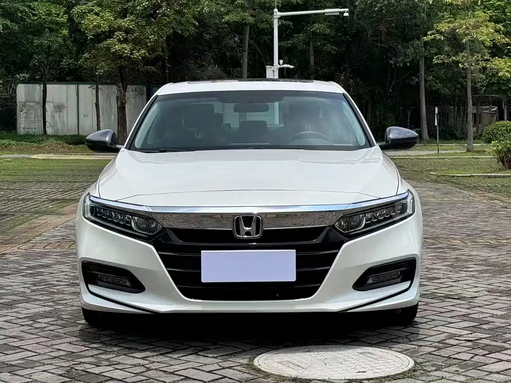 Honda Accord 2020 — фото 2
