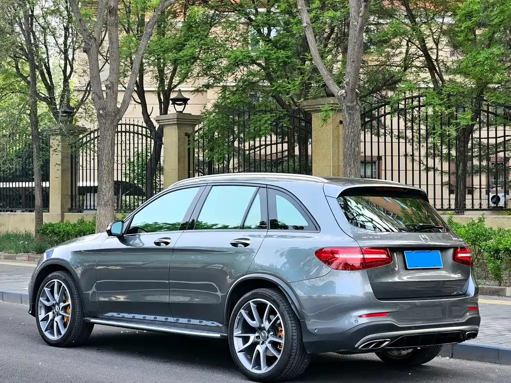 Mercedes-Benz GLC AMG 2018 — фото 3
