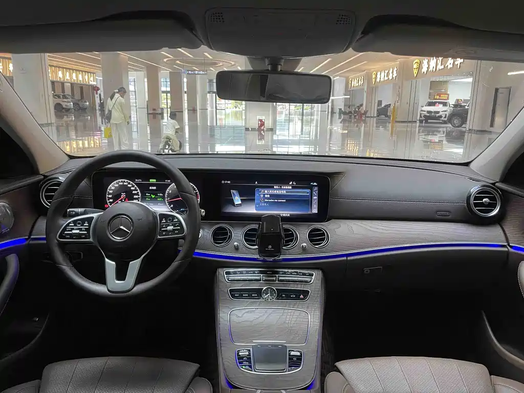 Mercedes-Benz E-Class 2020 — фото 6