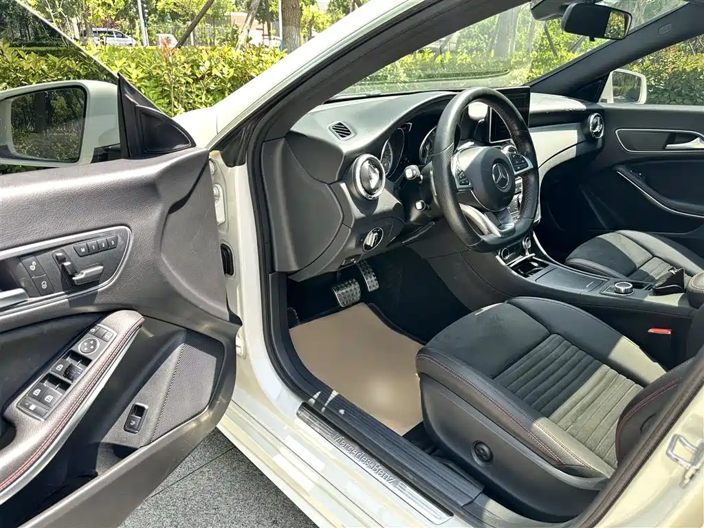Mercedes-Benz CLA 2016 — фото 15