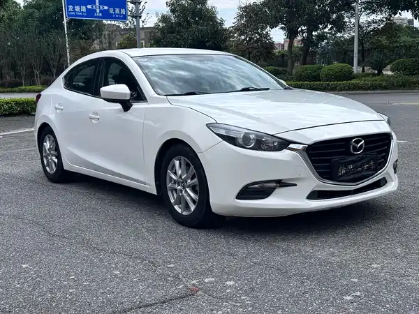 Mazda 3 Axela 2019