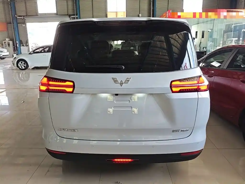 Wuling Starlight 730 EV 2026 — фото 6