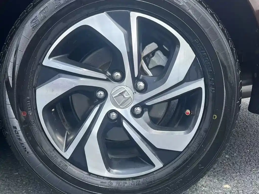 Honda Accord 2016 — фото 17