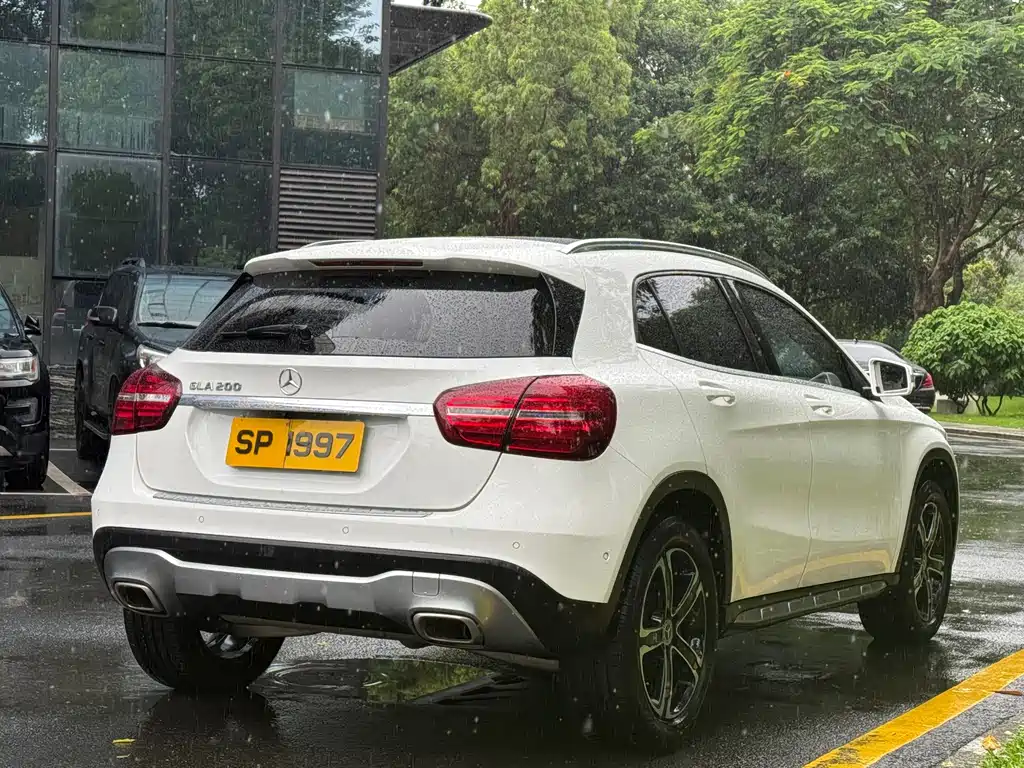 Mercedes-Benz GLA 2018 — фото 5