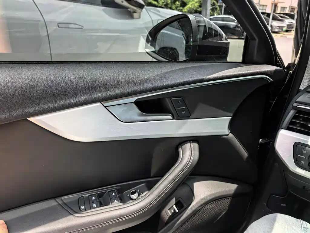 Audi A4L 2022