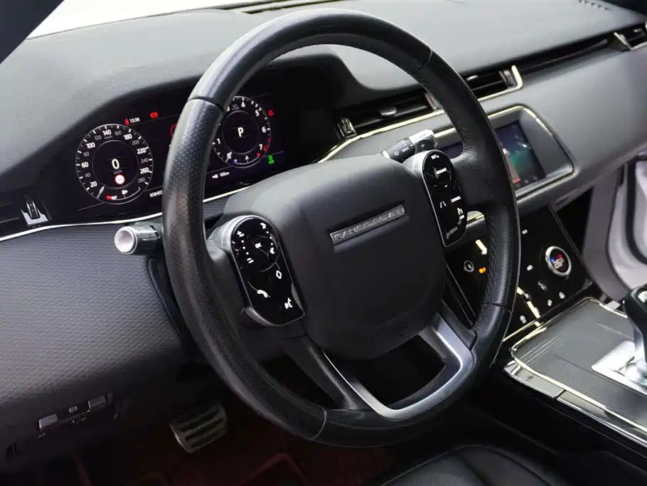 Land Rover Evoque 2021 — фото 9