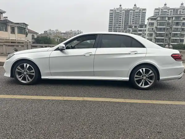 Mercedes-Benz E-Class 2014