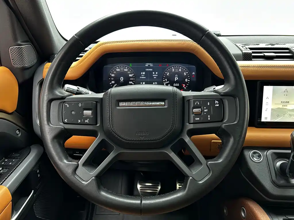 Land Rover Defender 2021 — фото 13