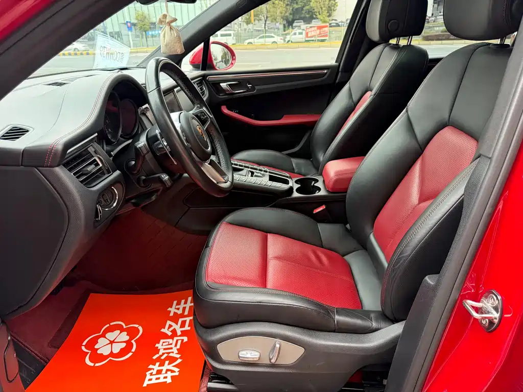 Porsche Macan 2019 — фото 4