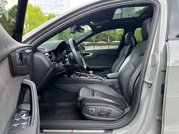 Audi S4 2021