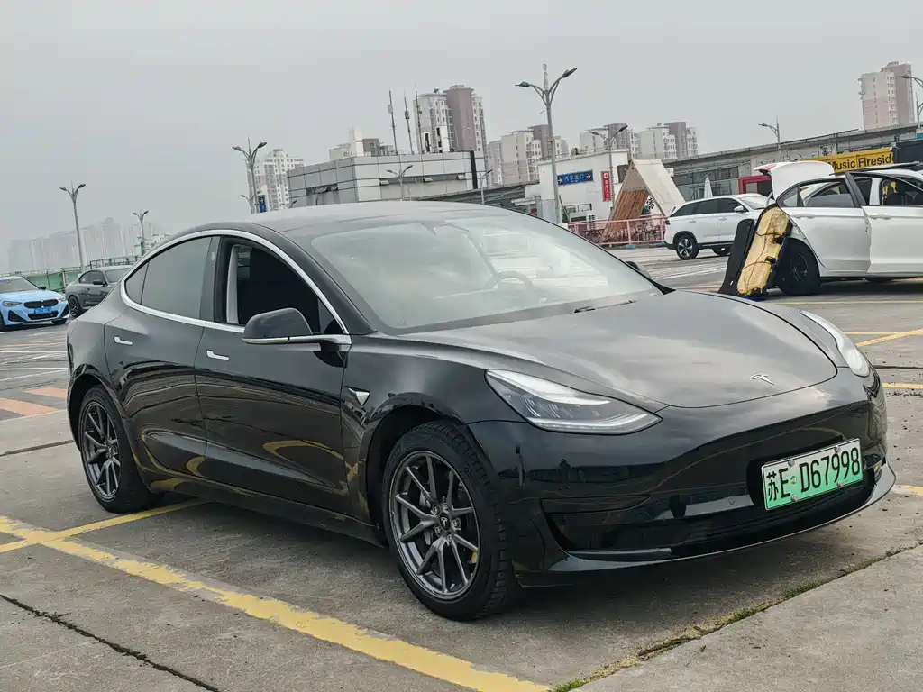 Tesla Model 3 2020 — фото 2