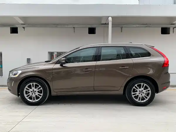 Volvo XC60 2015