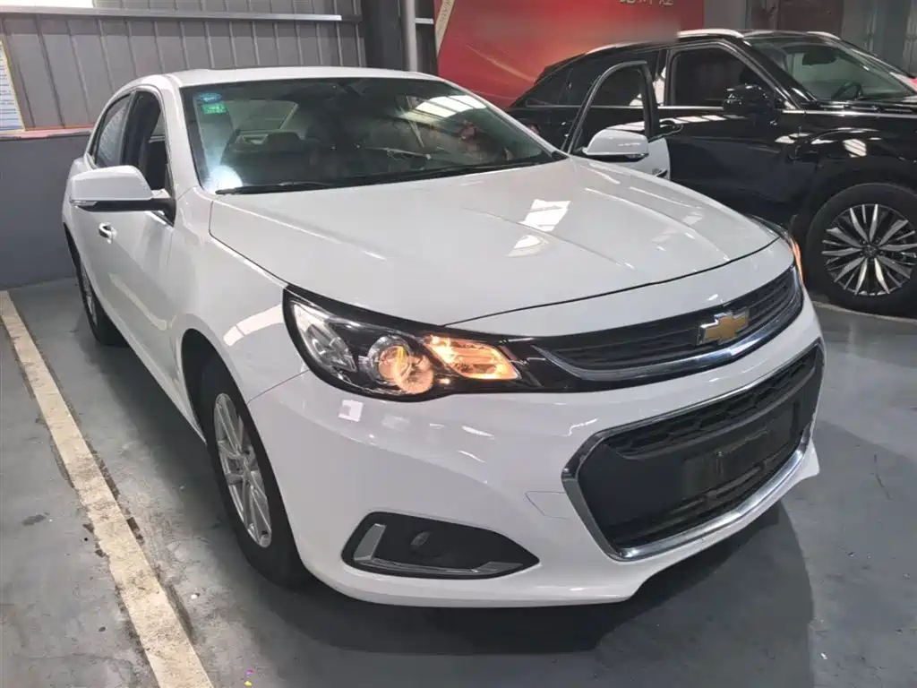 Chevrolet Malibu 2019 — фото 4